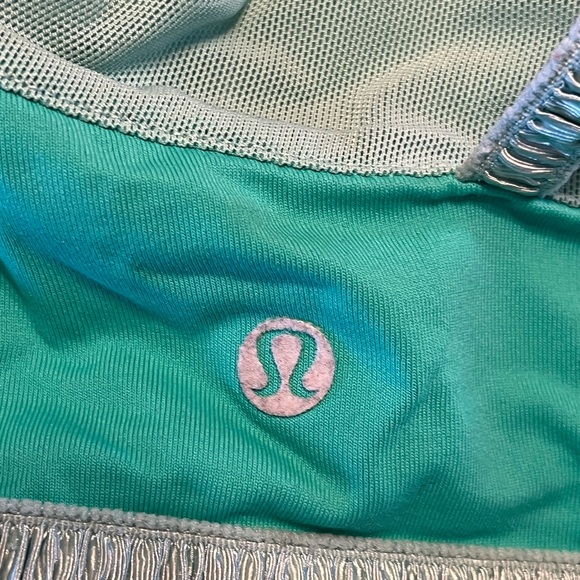 Lulumone Athletics size 6 top - Picture 5 of 5